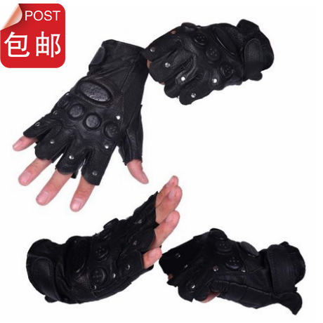 Men's leather half-finger gloves Autumn and winter outdoor tactical rivets Sheepskin fitness performance Harley fingerless riding