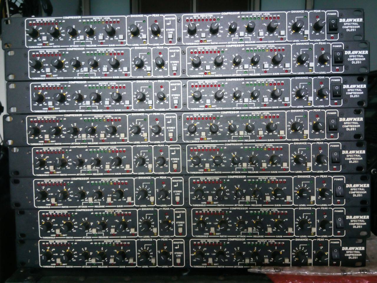 Drawmer DL 251 Spectral Pressure Limiter