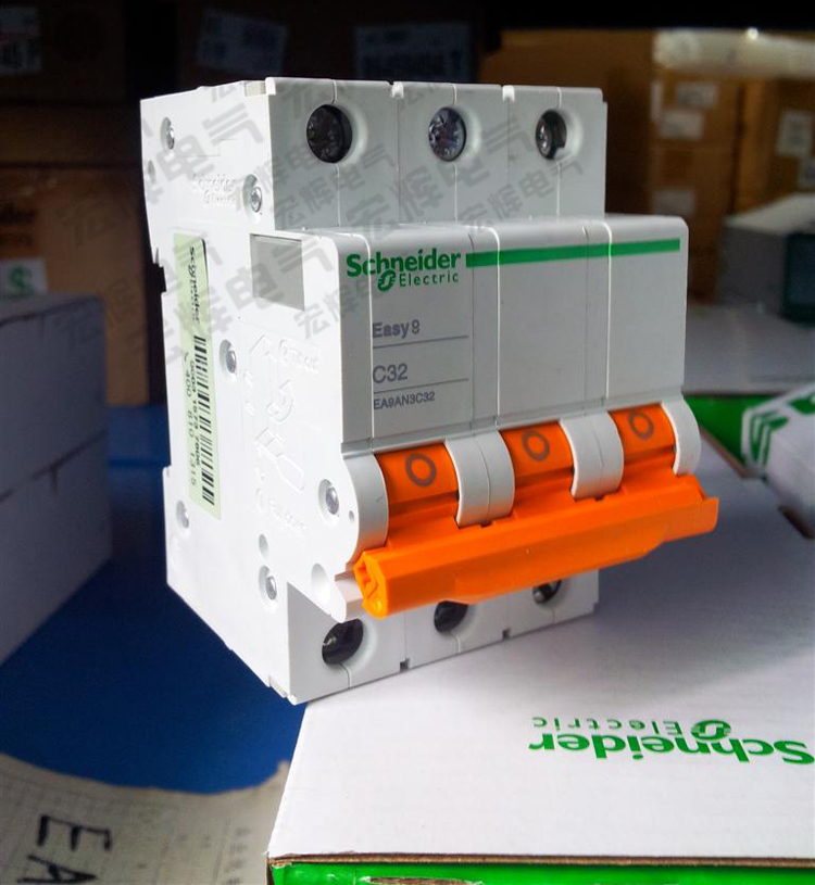 Schneider Meranzhan air switch EA9 series 3P32A 25A triple pole 32A EA9AN3C32