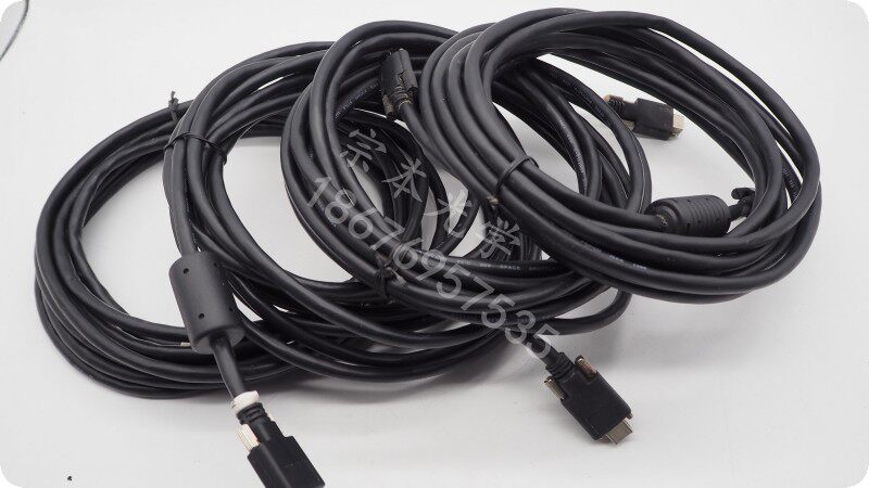 Industrial vision with 1394B live wire interface Industrial camera special wire abrasion resistant with screw