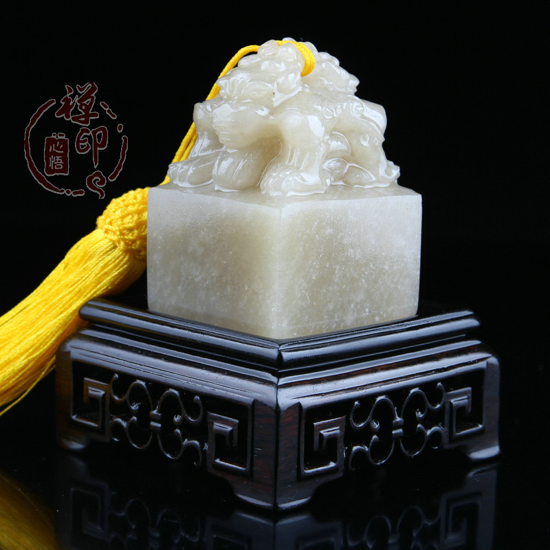 Seal engraving name seal custom made button chapter Double head beast collection Calligraphy and painting idle chapter handmade bag lettering