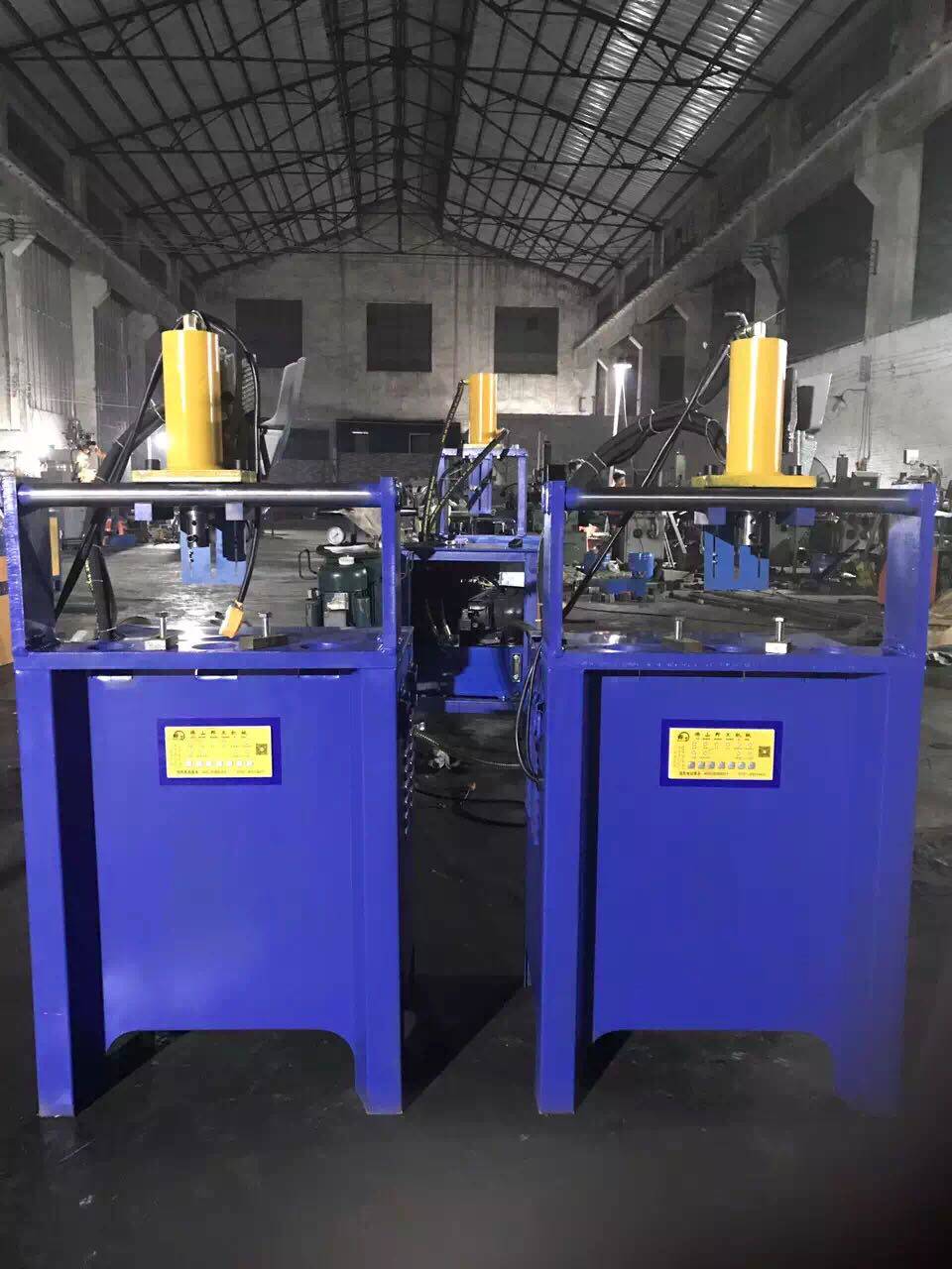 Double-station hydraulic punching machine with movable stainless steel punching machine burglar-proof mesh punching machine