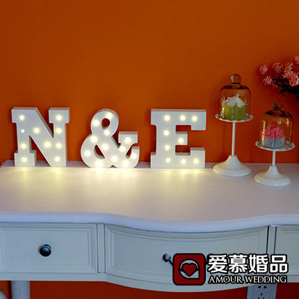 15���װ�ɫľ����ĸװ�ε�2016.4.11