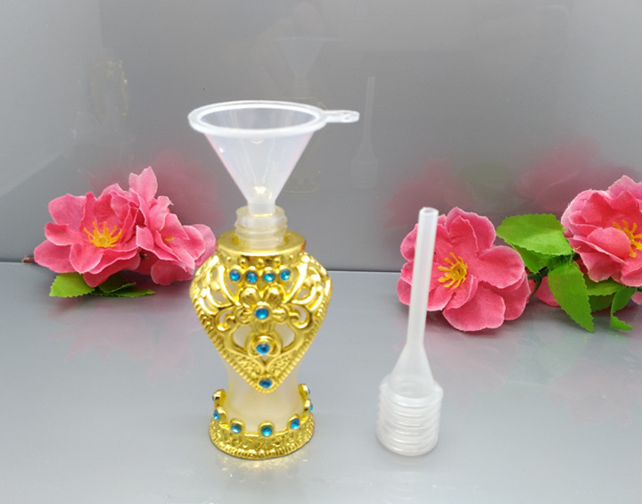 Liquid packing funnel Perfume oil pigment and other cosmetic packaging tools Mini - small funnel small drop tube