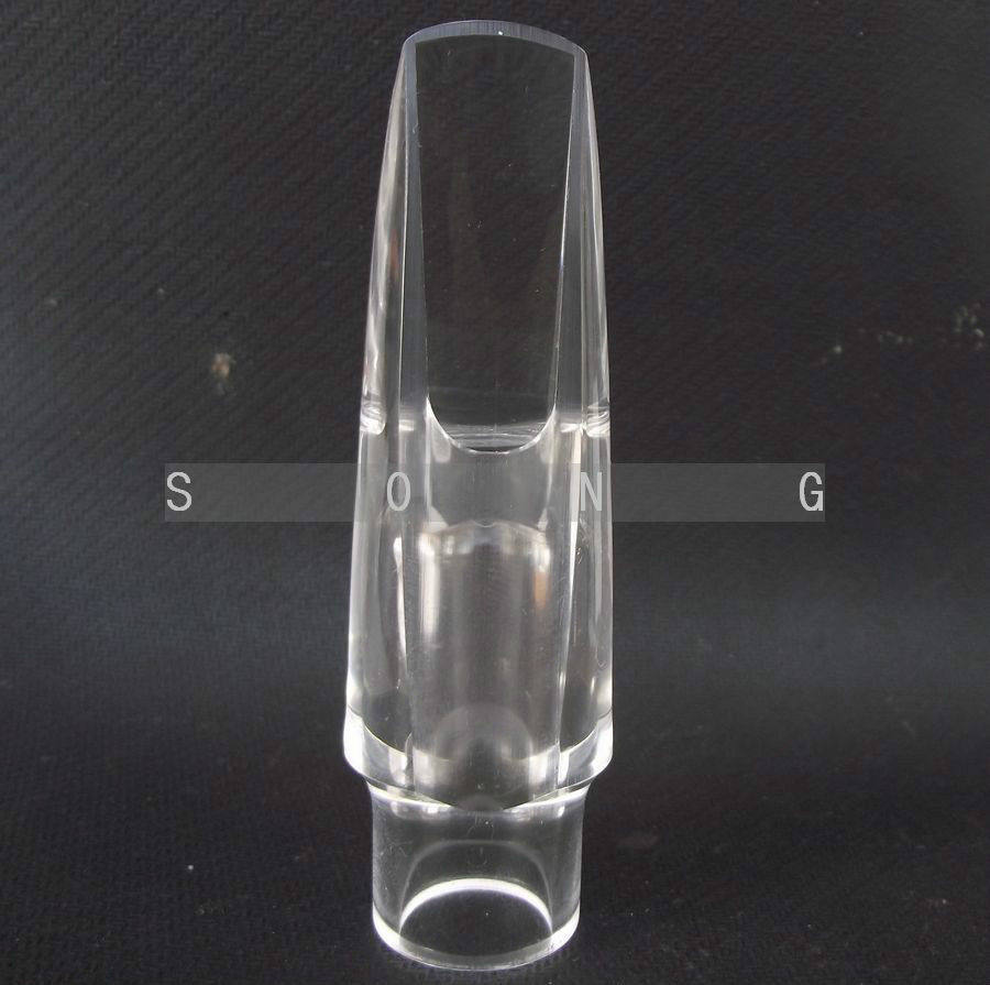 Upscale transparent mid-tone saxophone drops the saxophone blow mouth