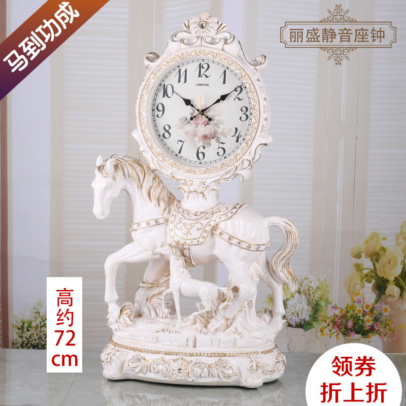 Lisheng No European horse quartz clock Retro table clock Resin pendulum clock Living room clock Lucky floor clock