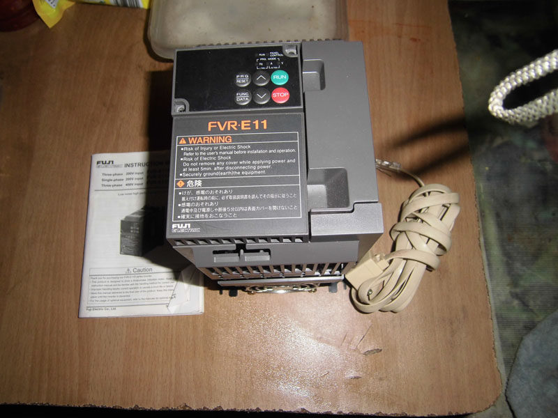 Fuji frequency converter FVR2 2E11S-4 2 2KW 380V-Taobao