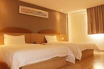 7 days hotel chain Hotel-Deyang Wen Temple Plaza store Ali dedicated to double bed room