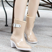 Mùa đông nữ ống mưa giày cao gót cộng với nhung Phiên bản Hàn Quốc của giày nước ống ngắn chống trượt nêm giày cao su giày thường giày đi mưa ủng đi mưa nữ