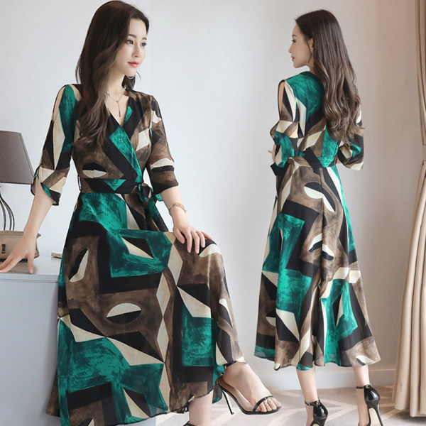 CIMILIGE 韩版V领印花 长款修身连衣裙 优惠券折后￥128包邮（￥168-40）