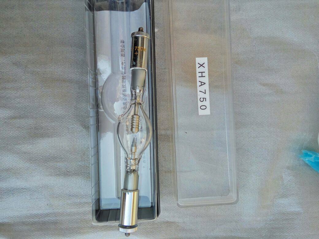 35MM film machine 750W xenon lamp 750W xenon lamp 35MM Jinggangshan 104X-2 film machine