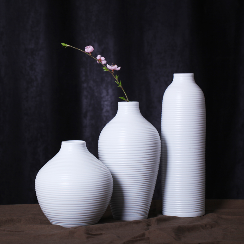 I and contracted home decorations fashionable home sitting room tea table furnishing articles creative white three - piece ceramic vase