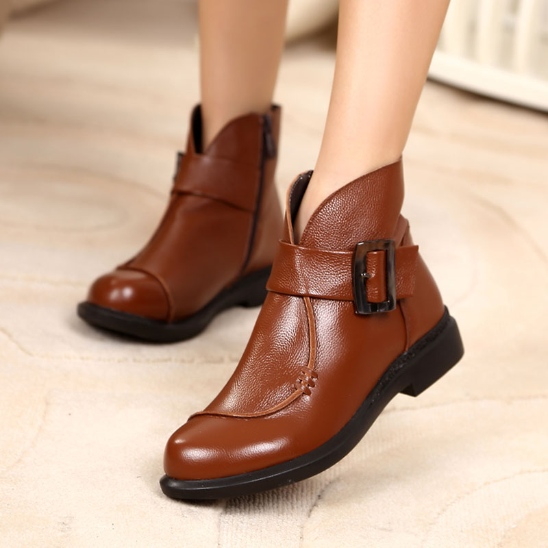 Ботинки осенние кожаные. Стильные ботинки женские. Ботинки осенние кожаные. Ботинки осенние кожаные. Осенние ботинки.