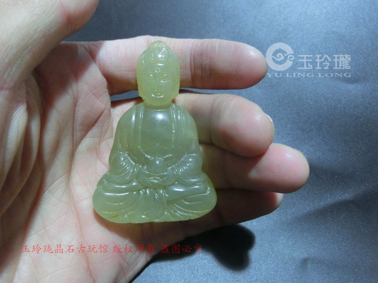 Antique old Xiu jade Buddha statue of Yuanyu Guanyin like a Buddha statue of Buddha statue of the Buddha statue of a small swath of a small Buddha statue of jade sculpture Buddha
