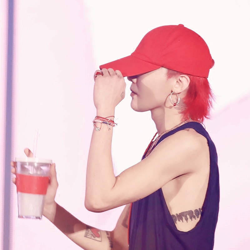 world.taobao.com: gd-dragon same style peaceminusone anti-war