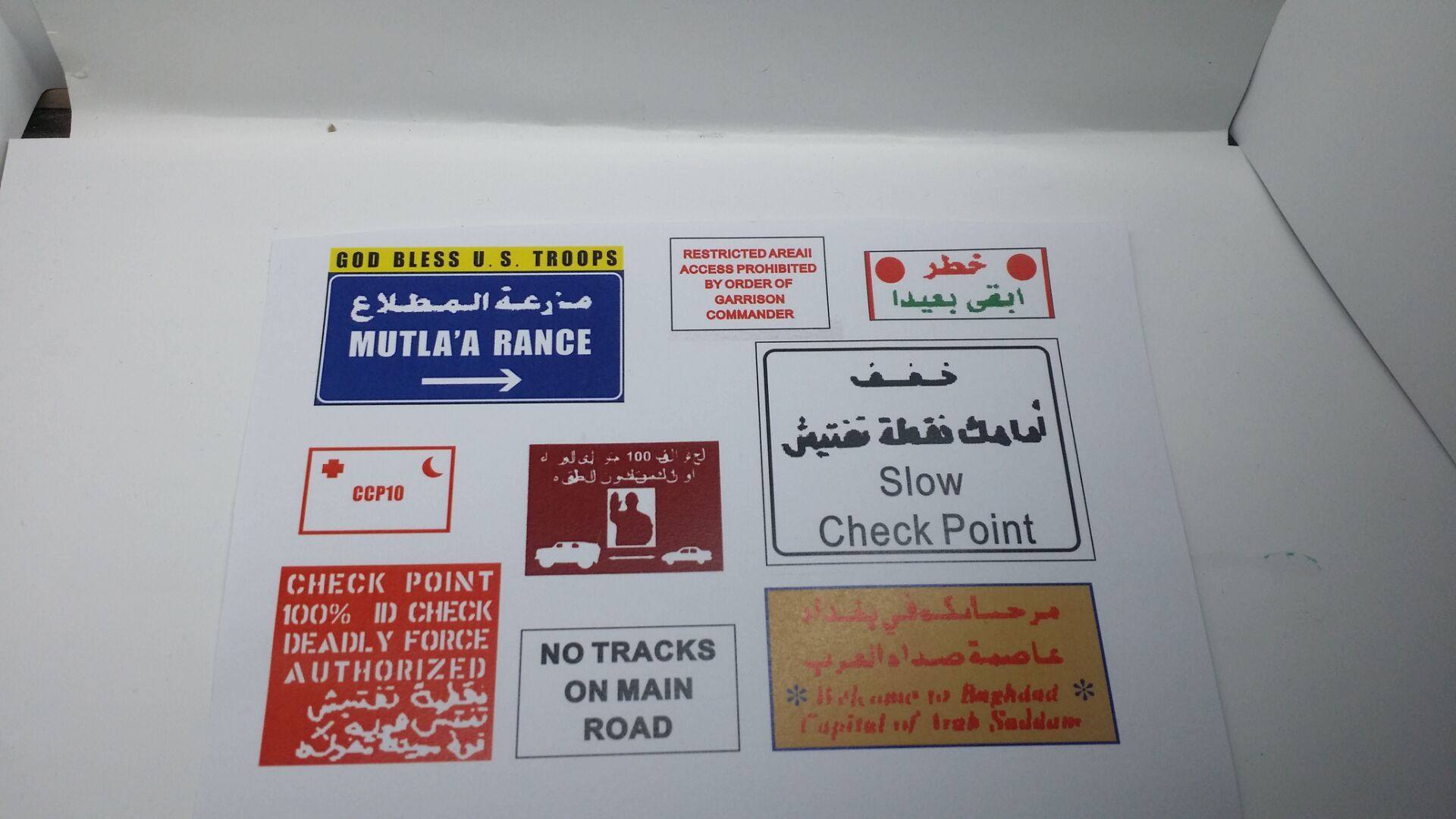1:35 Signs Billboard in the Middle East-Taobao