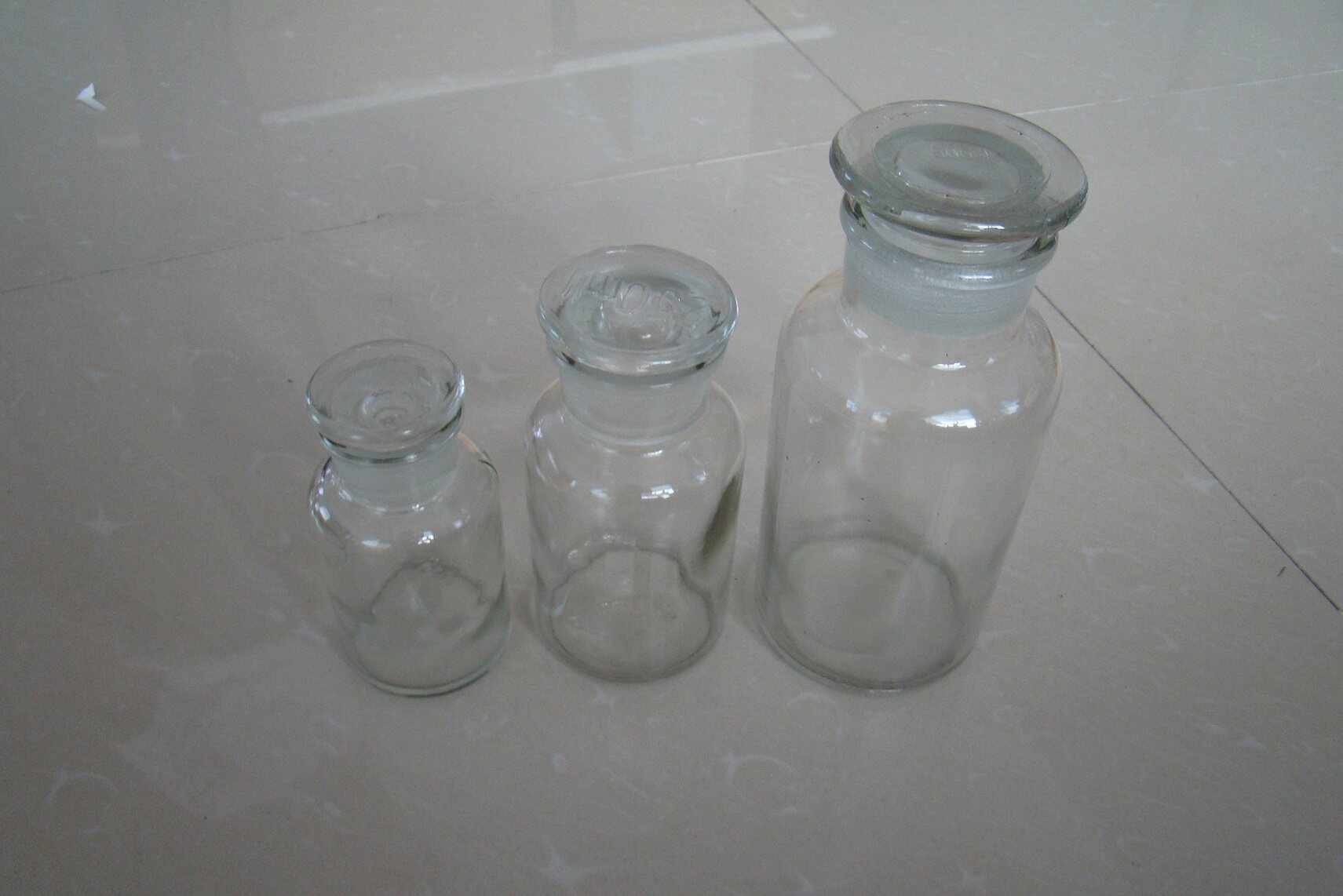 60ml 125 250 500 1000白大口瓶 玻璃广口瓶 磨砂口玻璃瓶试剂瓶