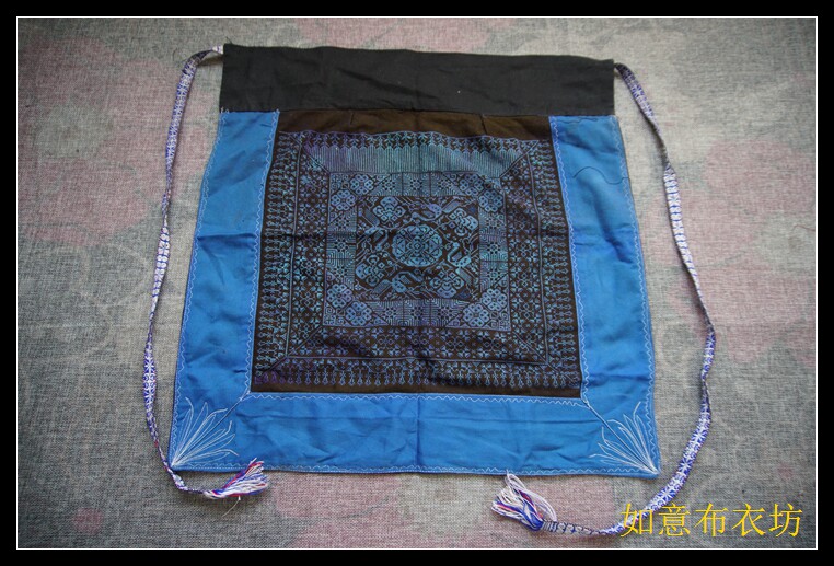 Miao embroidery Miao ethnic pure handmade embroidery piece old embroidery piece number yarn embroidery embroidery piece QianSouthwest Miao embroidery special price K261