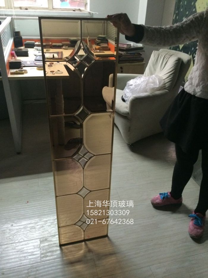 Overall cabinet door Wine cabinet door glass Copper strip glass inlaid glass Art glass Wooden door Door core glass