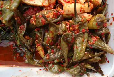 Jixi Jifeng pickled green pepper a catty of 500 grams to buy 5 bags of vacuum packaging northeast small pepper Pickles
