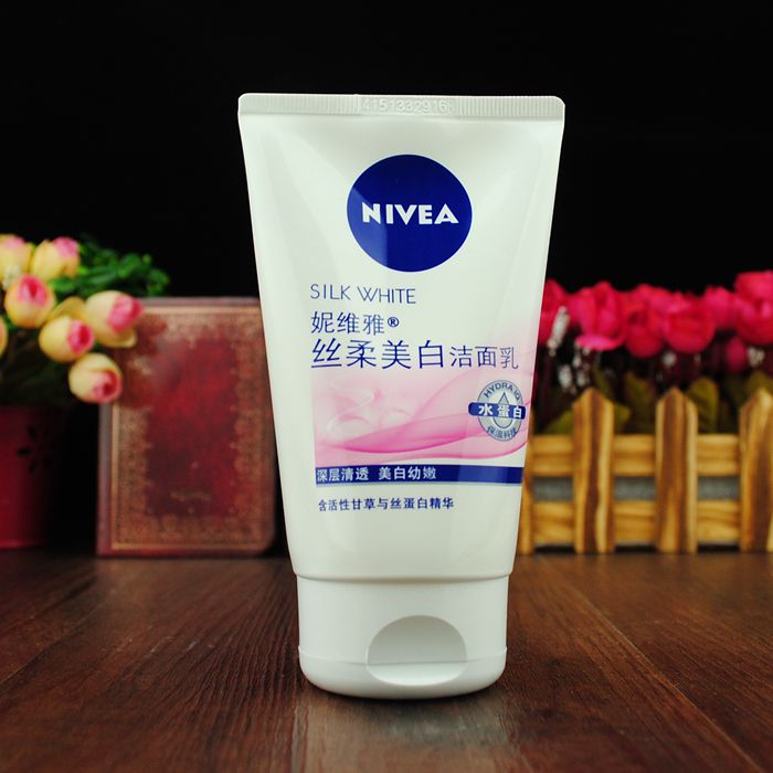 妮维雅丝柔美白洁面乳100ml 女士洗面奶保湿补水滋润提亮肤色