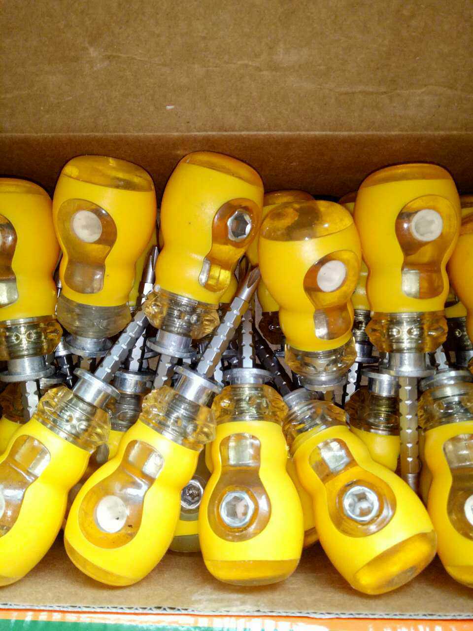 Double-purpose multifunction screwdriver for double use of the robe and turnip head