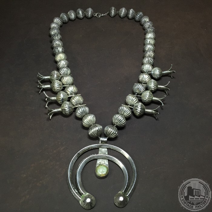 1930 North American Indian Navajo turquoise crescent pomegranate flower Naja pure silver hand antique necklace men and women