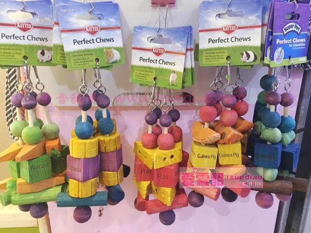 American straight delivery Kaytee hanging cage grinding tooth string of wood strings hanging carrapin cheese children's toy ferrets