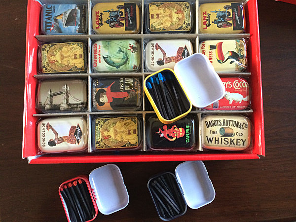 Boutique Horse Mouth Iron Box Match Color Box Display Box Package Small Medicine Box Iron Box Black Rod Match