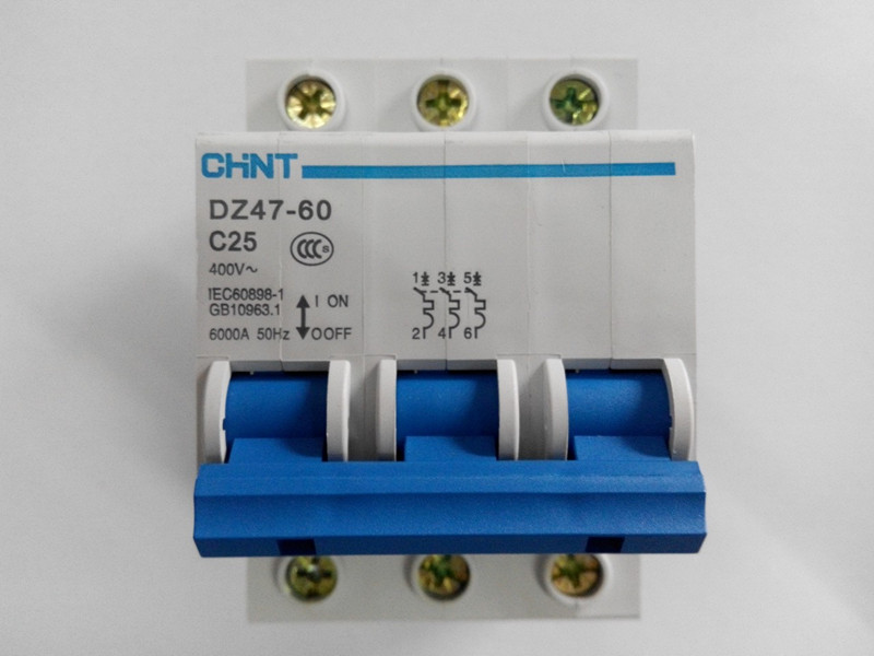 Zhengtai low voltage circuit breaker DZ47 3P 25A air switch circuit breaker empty open C25