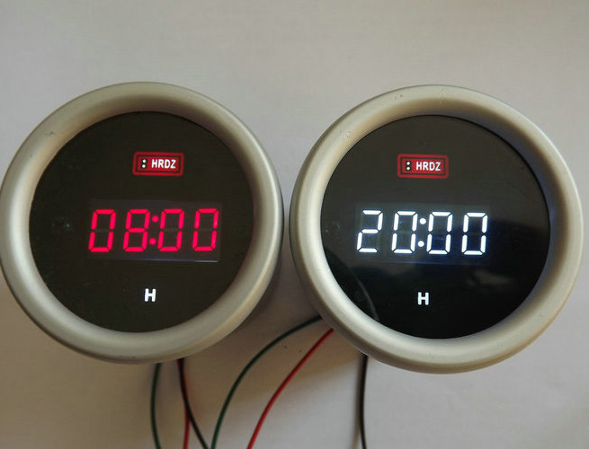 Red Day Electronic plastic shell with mounting seat Digital electronic clock LED Timetable Various cars retrofit electronic clock