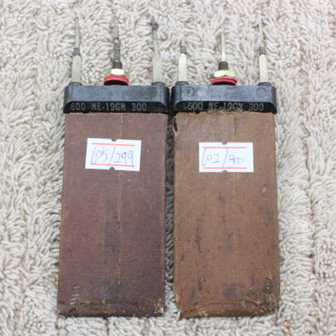 A batch of American western electric pork ribs resistance 600 300Ω