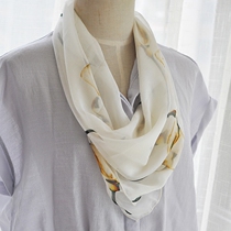 Silk scarf Mulberry silk small square scarf summer flight attendant versatile scarf scarf Korean neck scarf female beige calla lily