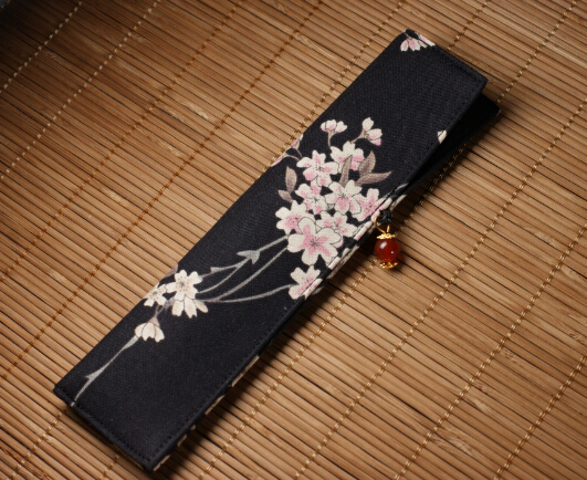 Yilong hand-made hand-made pen bag Pen bag Cherry tree black single pack Yilong hand-made pen bag Cherry tree black single pack Yilong hand-made pen bag Cherry tree black single pack