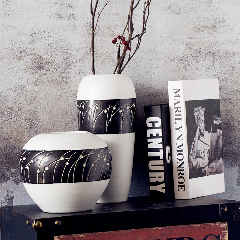 ˮ�ٺϾ������մɻ�ƿ