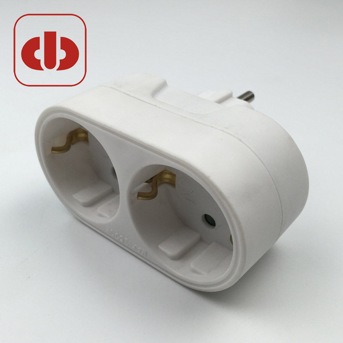 European standard power converter 1 to 2 European jack Korea conversion plug Germany French socket