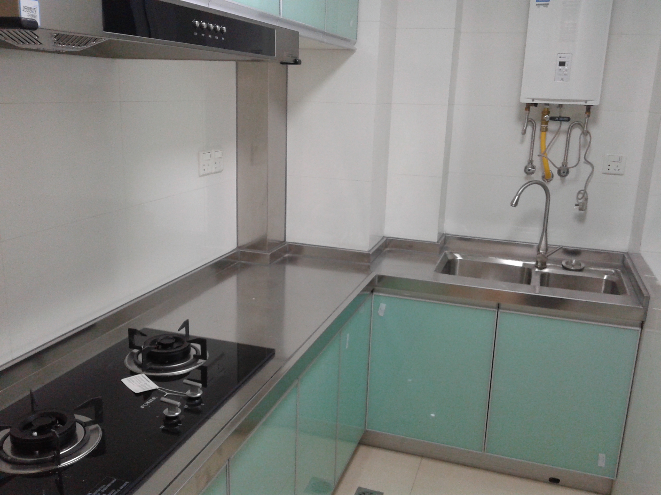 304 stainless steel kitchen overall cabinet and stove top overall? Tool car custom-made Changzhou Jiangyin Yixing overall cabinet factory direct sales