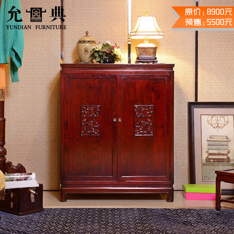 �ʵ��ľ����ϵ��˫��Ь��0049061HLMF-LKS