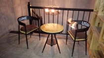 European-style retro wrought iron balcony leisure table and chair set made of old solid wood coffee restaurant bar table and chair small coffee table