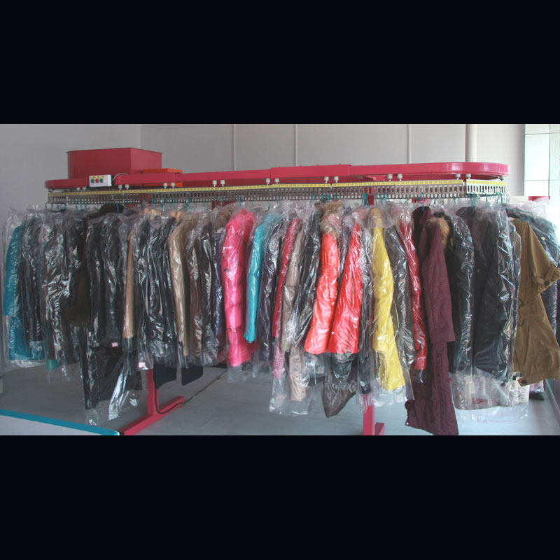 I-shaped single-layer clothing conveyor line Dry cleaner clothes conveyor belt automatic clothes conveyor belt red