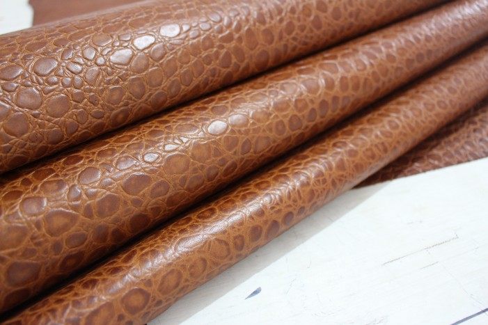 The first layer of cowhide handmade DIY leather leather leather brown stone pattern cowhide thick 1 3 hard