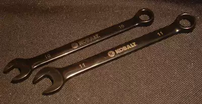 B25 kobalt 10mm 11mm each with a pair of stunted wrenches with high quality surface treatment