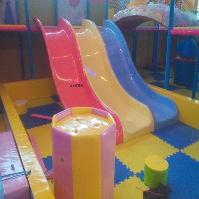 Custom Children Glass Fiber Slide Slide Slide Swimming Pool Water Slide Ladder Naughty Castle Small Doctoral Devil Slide