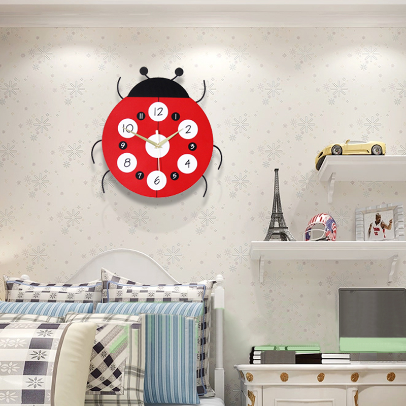 Cartoon Hanging Clock Living Room Creative Cute Personality Creative Minimalist Art Decor Clock Table Cute Children Room Bedrooms