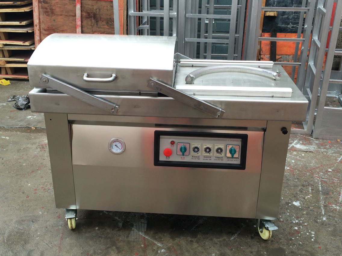 Non-standard vacuum packaging machine for deposit