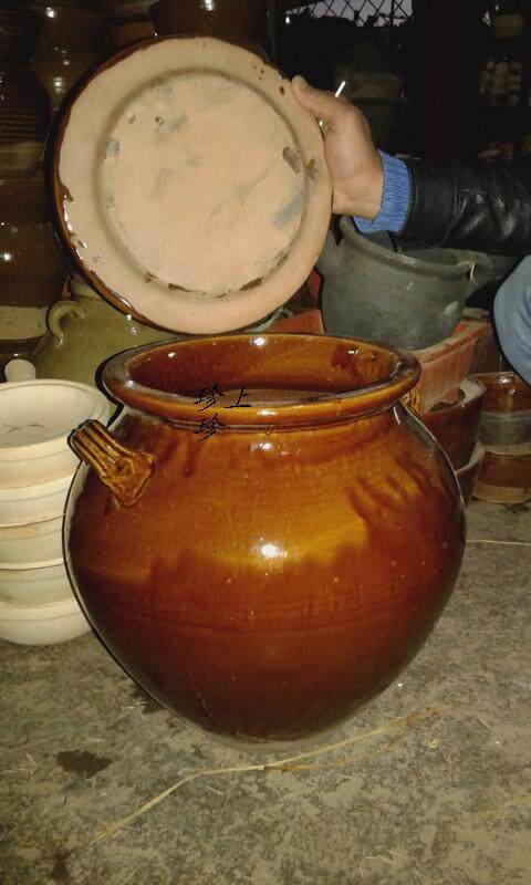 Yunnan Dali Bai handmade binaural thickened earth pottery jar oil-filled canned tea jar large storage tank