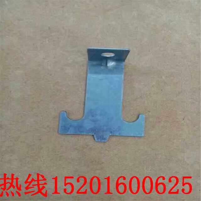 Knaufu light steel keel 60 straight hanging ceiling through wire connection bone card direct sales 15201600625