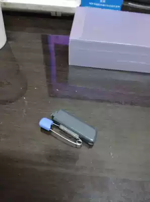 Repair of Austrian opus1 opus2 button battery compartment