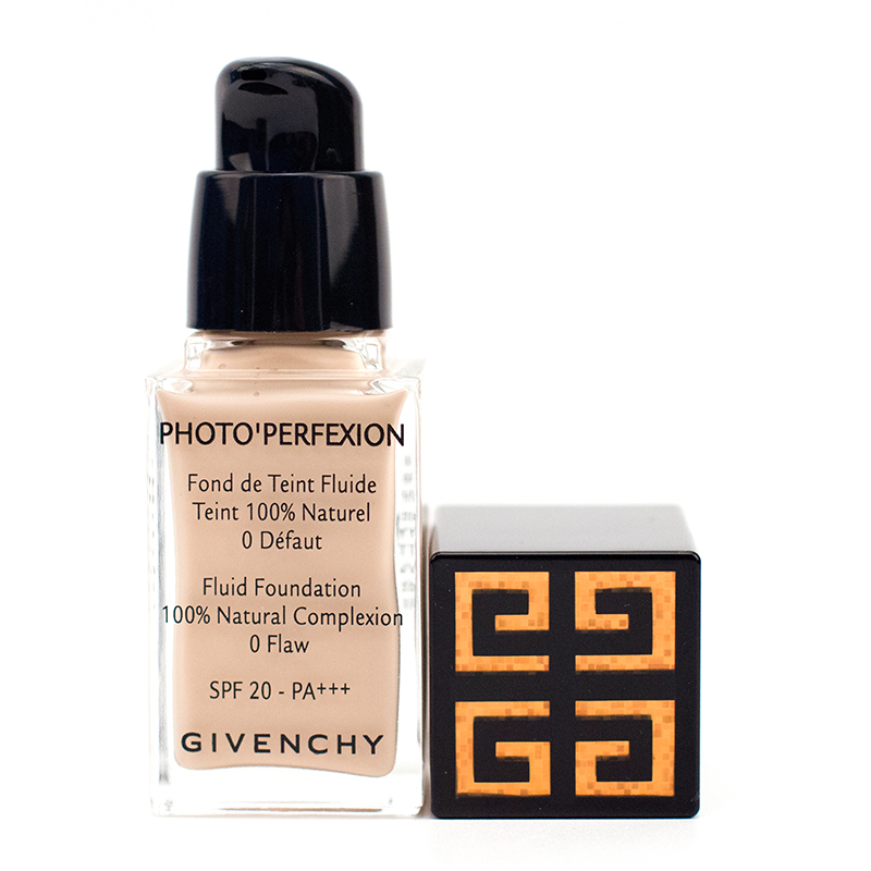 Givenchy/纪梵希感光皙颜粉底液SPF20/PA+++植物遮瑕有光泽