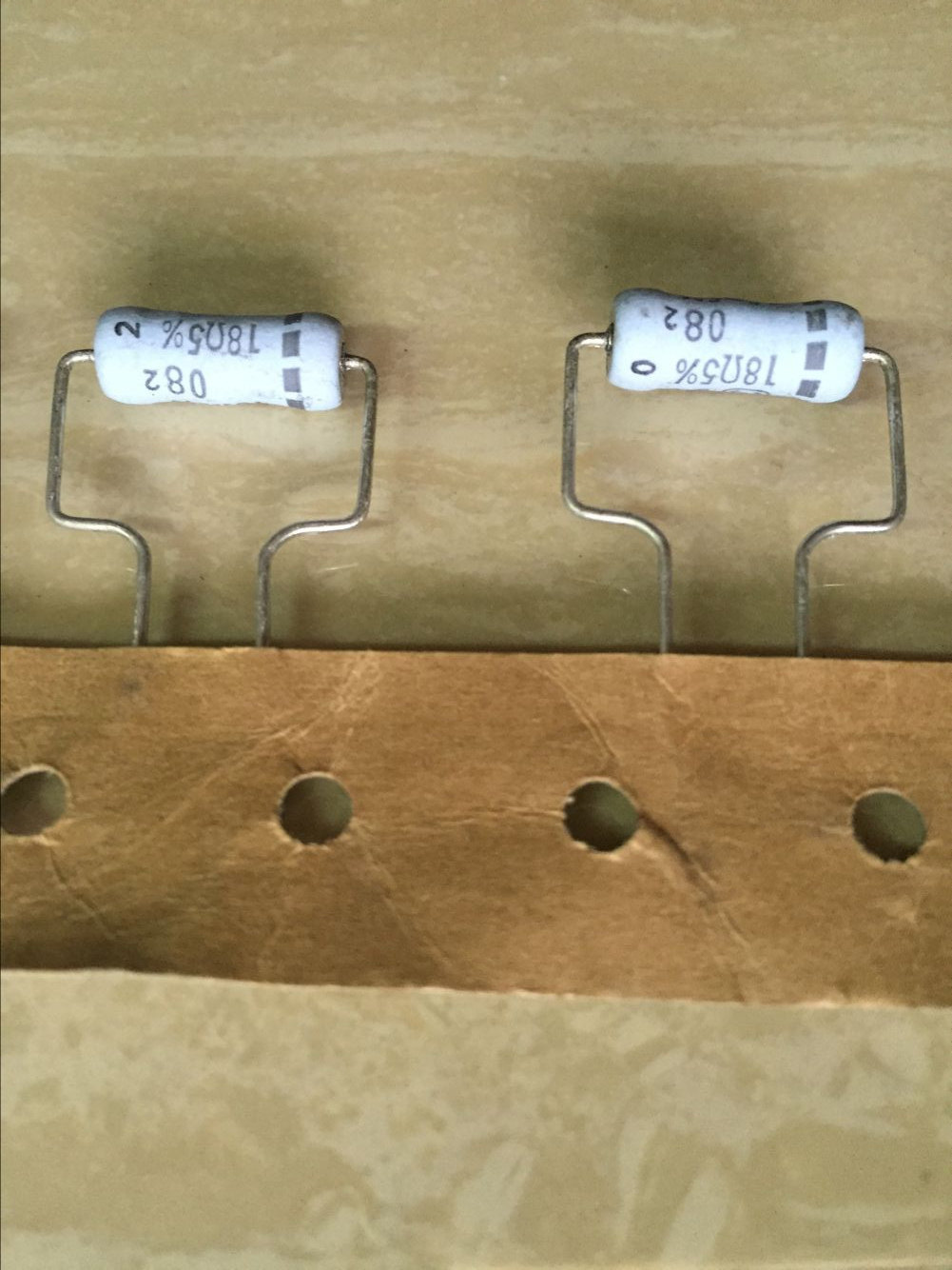 Japan imported resistance 3W 18 Euro 5% heat-resistant fever resistance braided resistance resistance